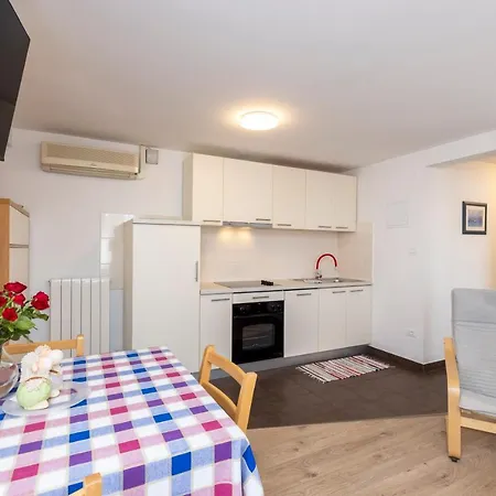 3m-polic Mali Losinj