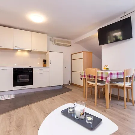 3m-polic Appartement *