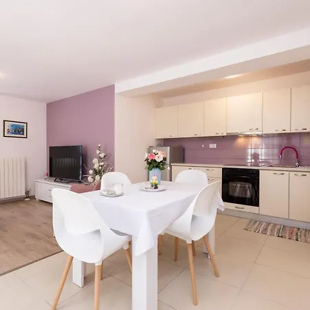 3m-polic Appartement *